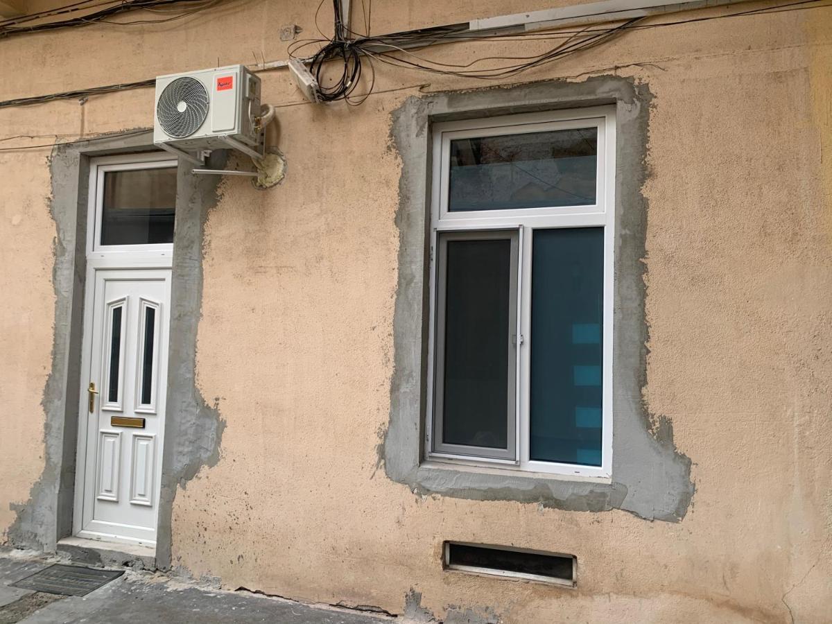 Young Downtown Apartment Arad Ngoại thất bức ảnh